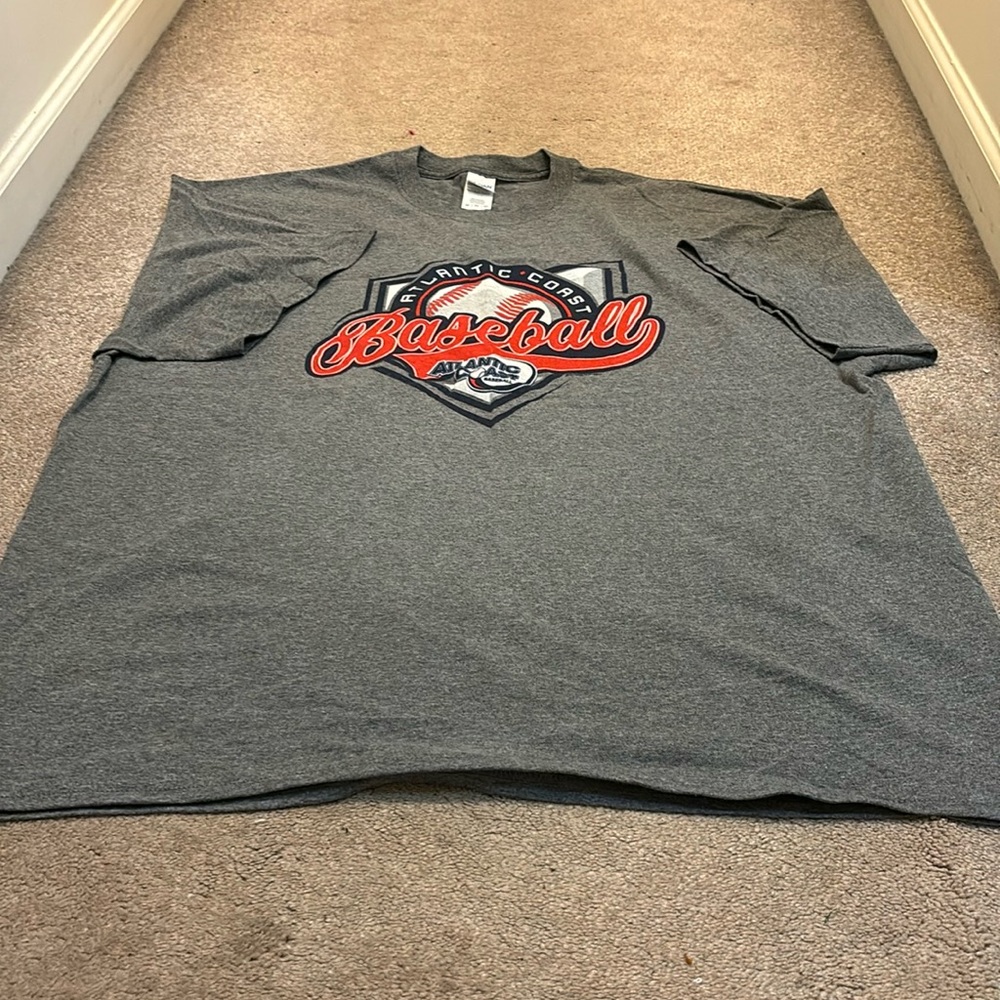 Men’s NWOT 2XL Gildan Atlantic Coast Baseball color Gray